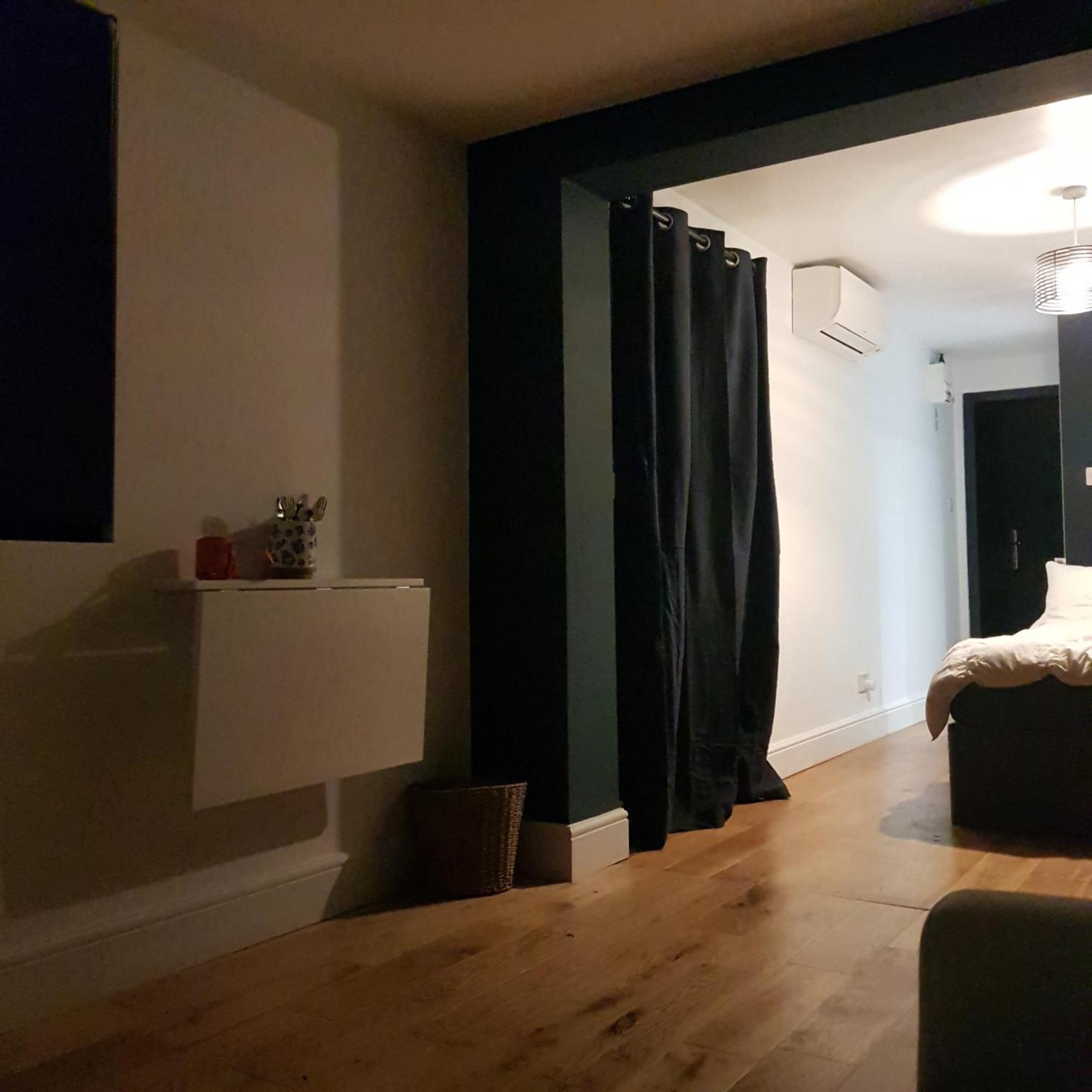 Modern 1-Bed Apartment, Plus Parking, Near Oxford And The Jr מראה חיצוני תמונה